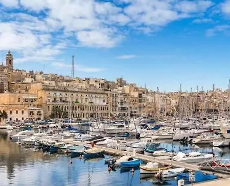 Spacious 2bed Minutes From Valletta *